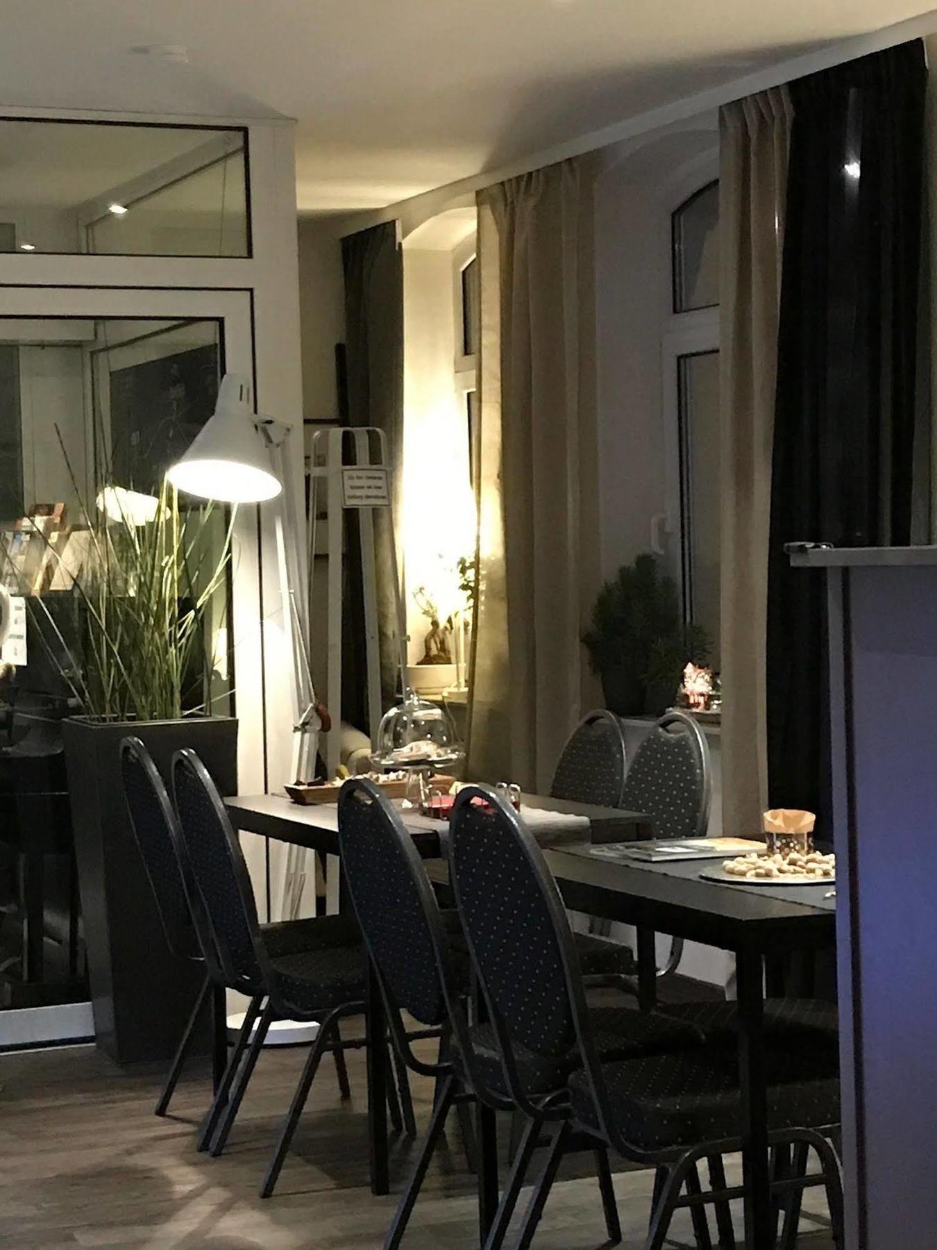Apartment Hotel Lindeneck Erfurt Extérieur photo